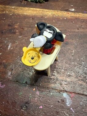 Black & Yellow Winnie-The-Pooh Themed Baby cow  Figurine